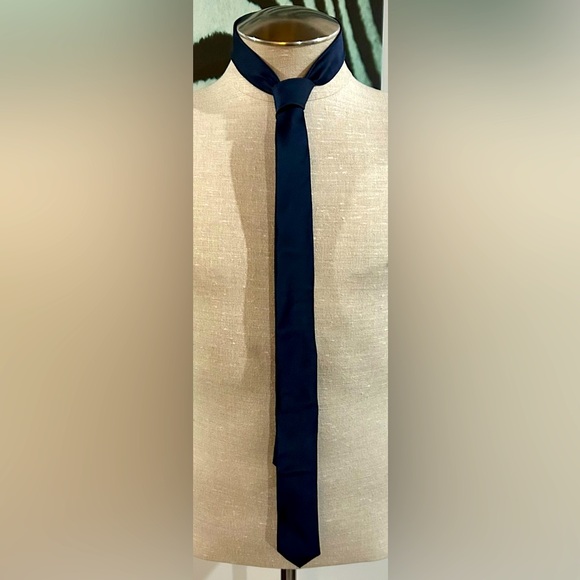 Express Navy Blue Tie NWT Silk - Picture 1 of 5